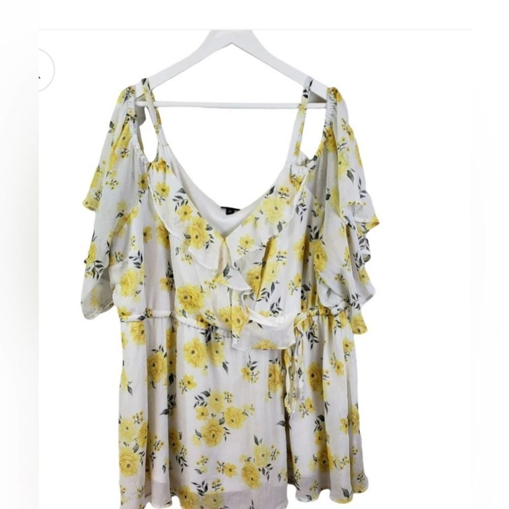 TORRID FLORAL COLD SHOULDER TIE WAIST BLOUSE SIZE 1